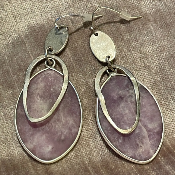 Jewelry - Silver Amethyst Dangle Earrings